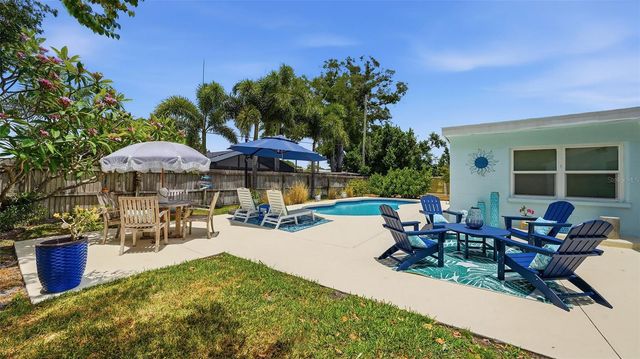 2561 SUNNYSIDE STREET, Sarasota, FL 34239