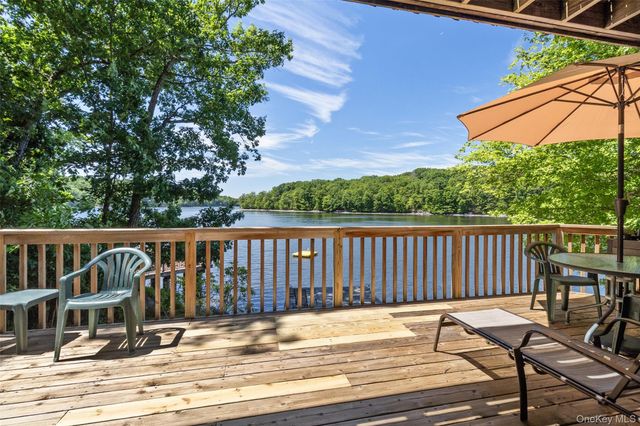 64 Lillian Road, Mahopac, NY 10541