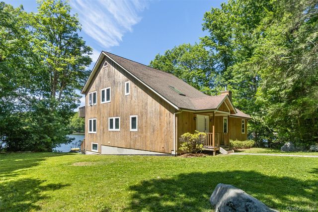 64 Lillian Road, Mahopac, NY 10541