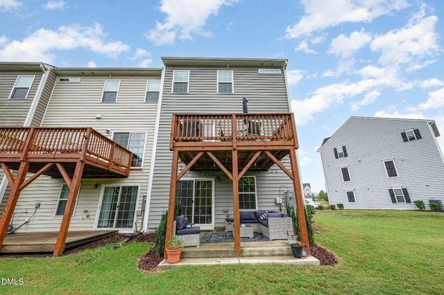 372 Amber Acorn Avenue, Raleigh, NC 27603