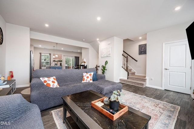 372 Amber Acorn Avenue, Raleigh, NC 27603