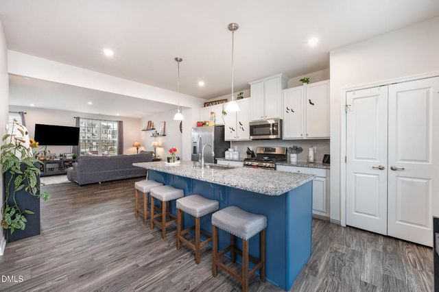 372 Amber Acorn Avenue, Raleigh, NC 27603