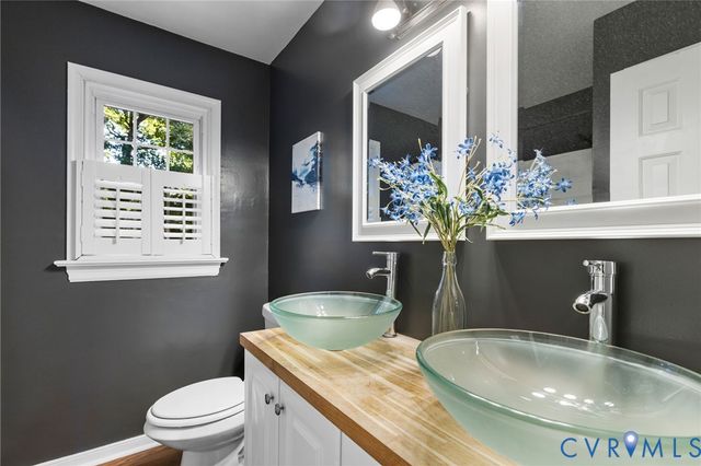 2303 Garrison Place Rd, Midlothian, VA 23112