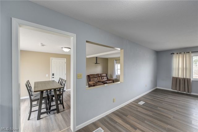 703 N Main Street, Amherst, OH 44001