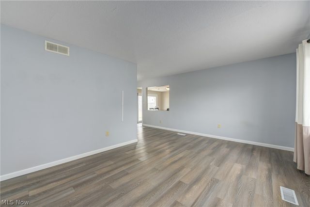 703 N Main Street, Amherst, OH 44001