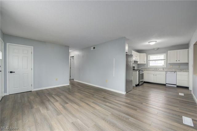 703 N Main Street, Amherst, OH 44001