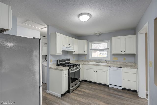 703 N Main Street, Amherst, OH 44001