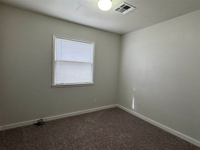 206 C Ave, Cache, OK 73527