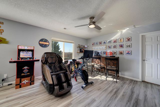 1324 Cirrus Drive NW, Albuquerque, NM 87120