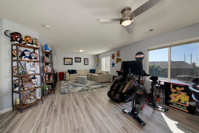 1324 Cirrus Drive NW, Albuquerque, NM 87120