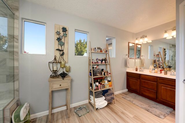 1324 Cirrus Drive NW, Albuquerque, NM 87120