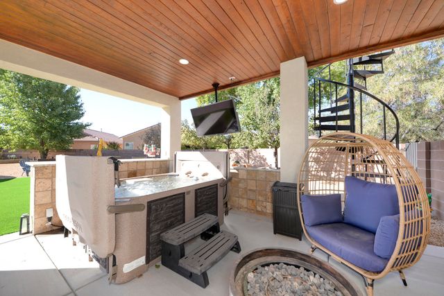 1324 Cirrus Drive NW, Albuquerque, NM 87120