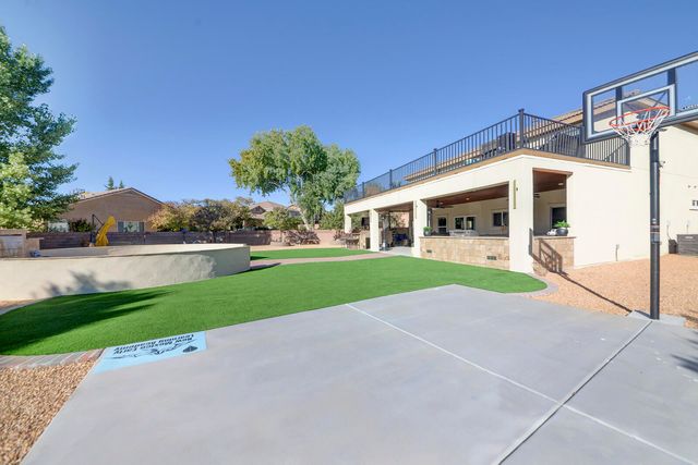 1324 Cirrus Drive NW, Albuquerque, NM 87120