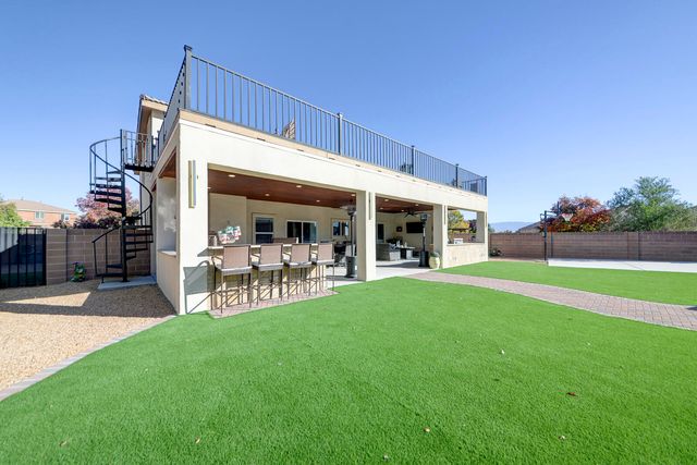 1324 Cirrus Drive NW, Albuquerque, NM 87120