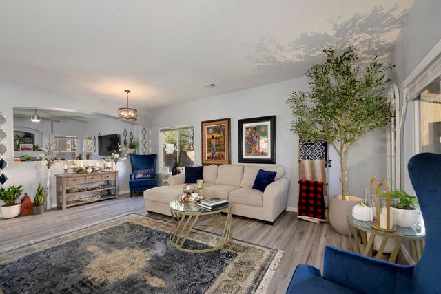 1324 Cirrus Drive NW, Albuquerque, NM 87120