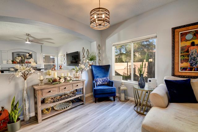 1324 Cirrus Drive NW, Albuquerque, NM 87120