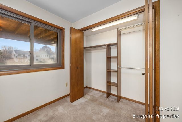 924 Amberwood West Drive SW, Byron Center, MI 49315