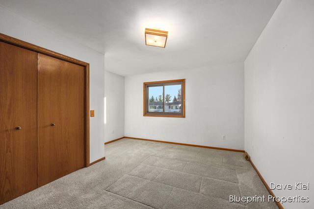 924 Amberwood West Drive SW, Byron Center, MI 49315