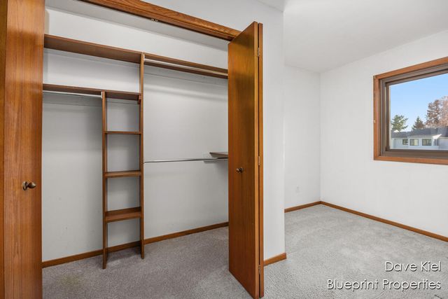 924 Amberwood West Drive SW, Byron Center, MI 49315