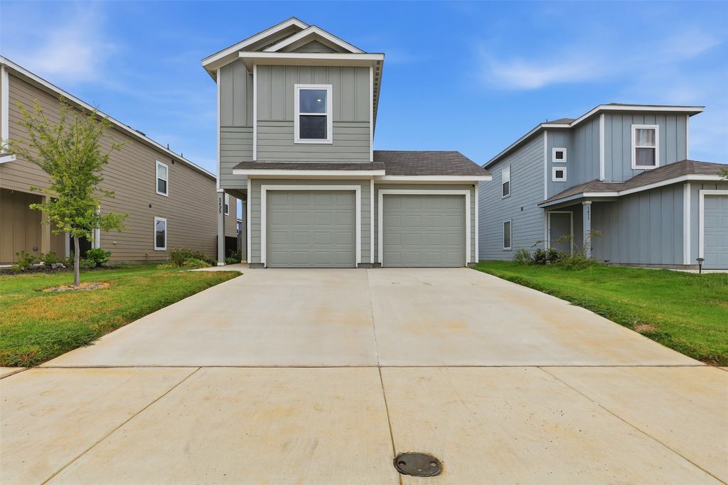 1429 Teak Lane, Fort Worth, TX 76140