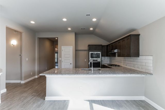 6044 Urbano BND 147, Round Rock, TX 78665