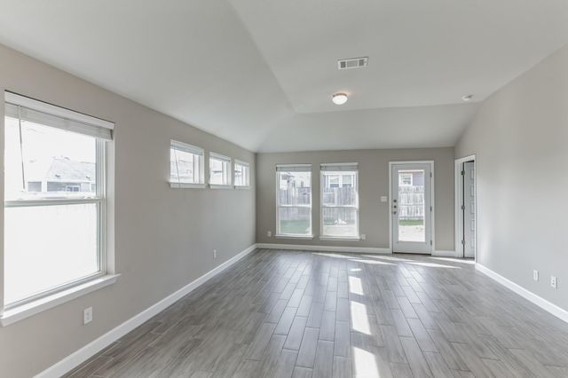 6044 Urbano BND 147, Round Rock, TX 78665