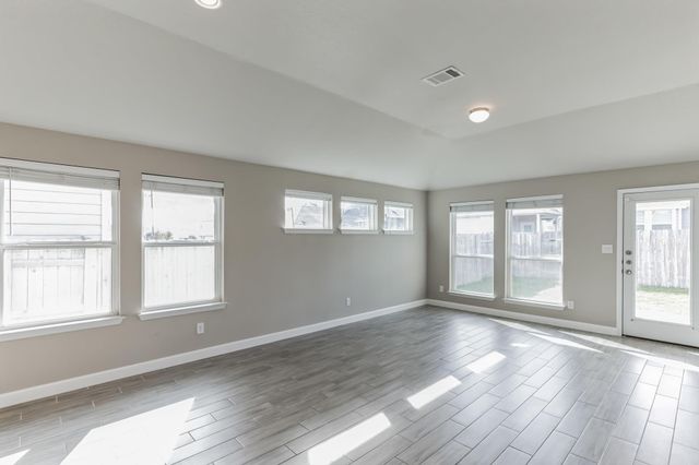 6044 Urbano BND 147, Round Rock, TX 78665