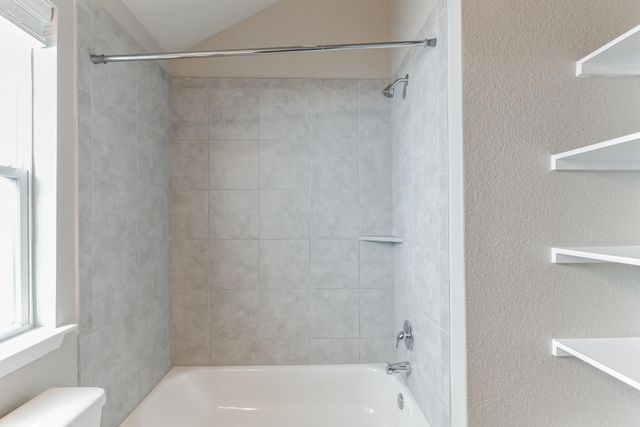 6044 Urbano BND 147, Round Rock, TX 78665