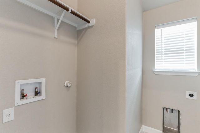6044 Urbano BND 147, Round Rock, TX 78665