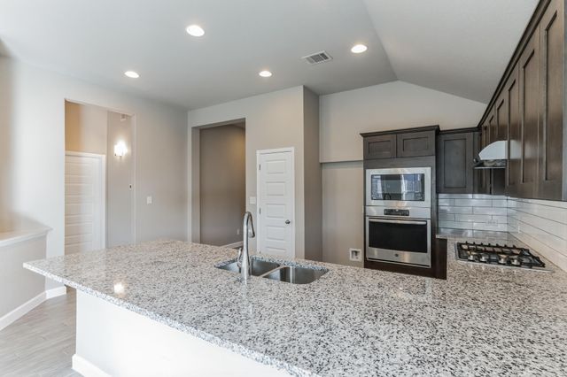 6044 Urbano BND 147, Round Rock, TX 78665
