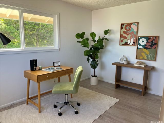 137-1 Oko Street 901, Kailua, HI 96734