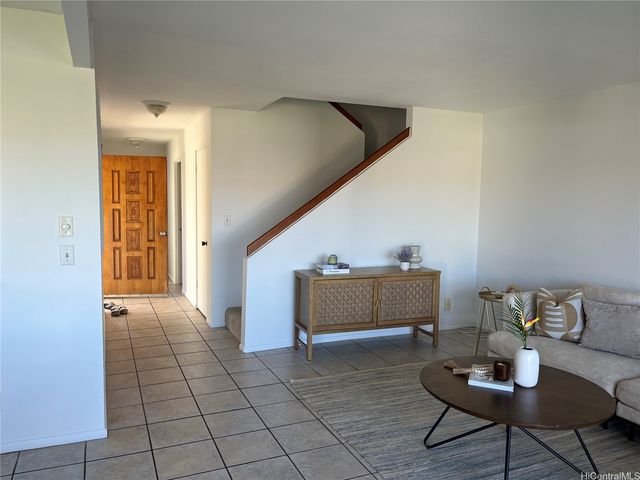 137-1 Oko Street 901, Kailua, HI 96734