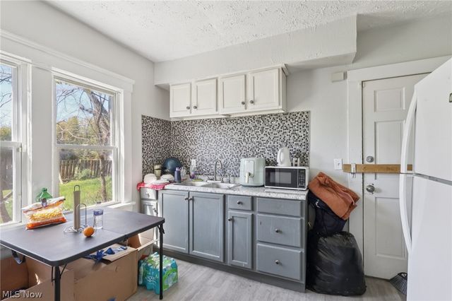 13701 Benwood Avenue, Cleveland, OH 44105