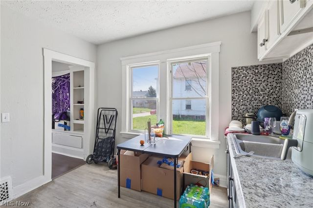 13701 Benwood Avenue, Cleveland, OH 44105