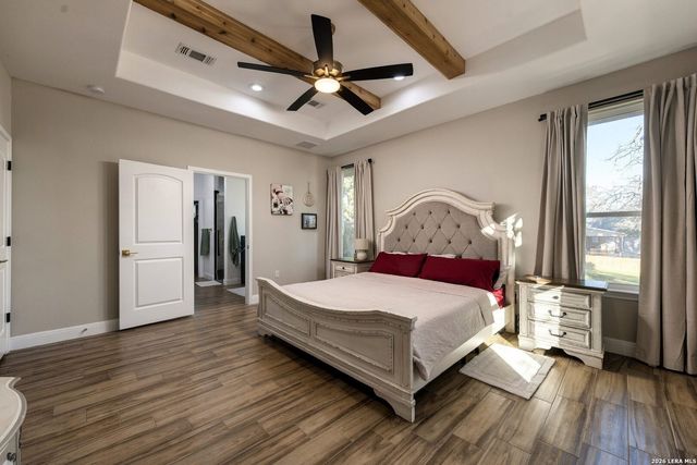 181 W MAGNOLIA CIR, La Vernia, TX 78121