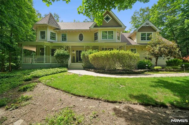 519 E Saddle River Road, Upper Saddle River, NJ 07458
