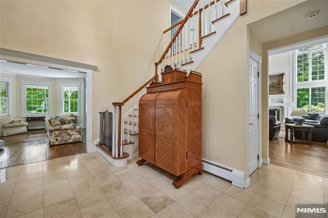 519 E Saddle River Road, Upper Saddle River, NJ 07458