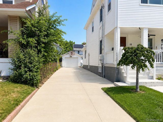 83 Lyon Place 2, Lynbrook, NY 11563