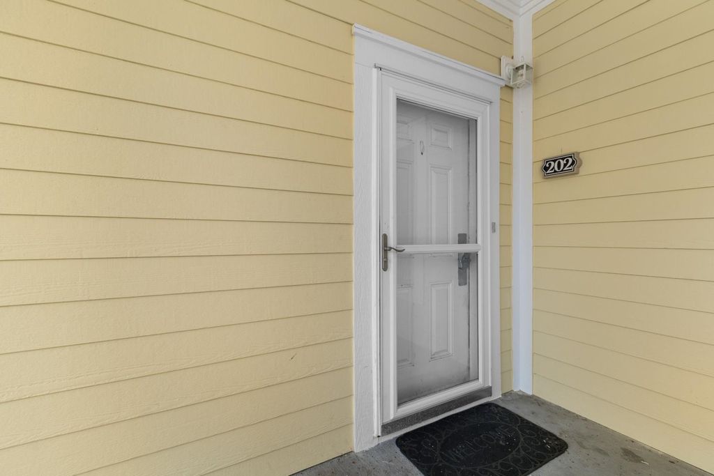 4837 Luster Leaf Cir Apt 202, Myrtle Beach, SC 29577 — photo 5