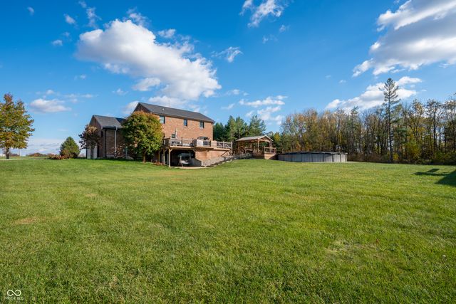 5426 N 300 E, Greenfield, IN 46140