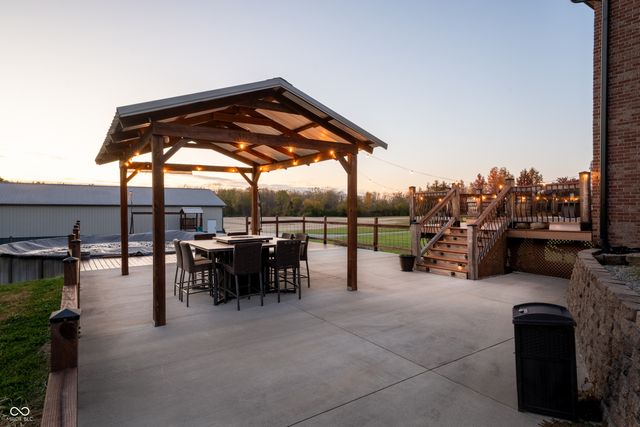 5426 N 300 E, Greenfield, IN 46140