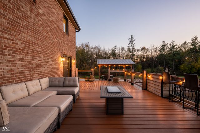 5426 N 300 E, Greenfield, IN 46140