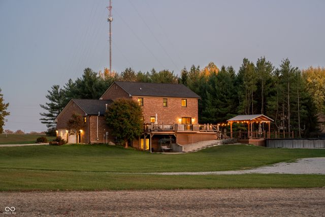 5426 N 300 E, Greenfield, IN 46140