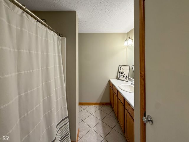 5426 N 300 E, Greenfield, IN 46140