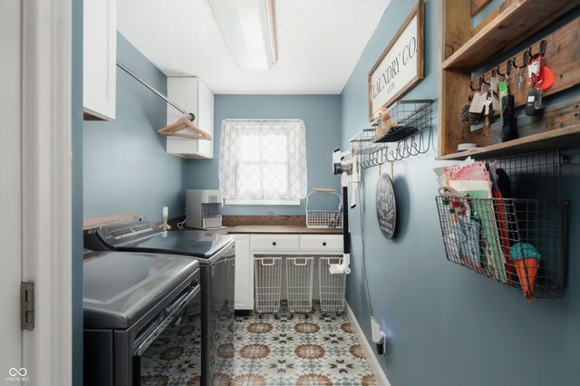 5426 N 300 E, Greenfield, IN 46140