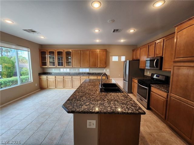 2362 Spirito Avenue, Henderson, NV 89052