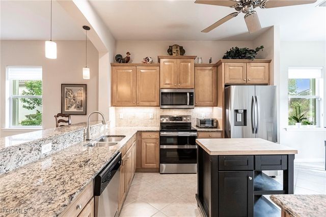 3640 Lakeview Isle CT, Fort Myers, FL 33905