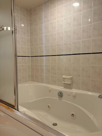 94 Concord Ave, Lexington, MA 02421