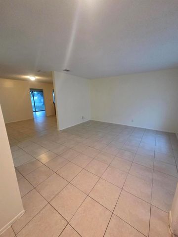 1917 SE Burgundy Lane, Port St Lucie, FL 34952