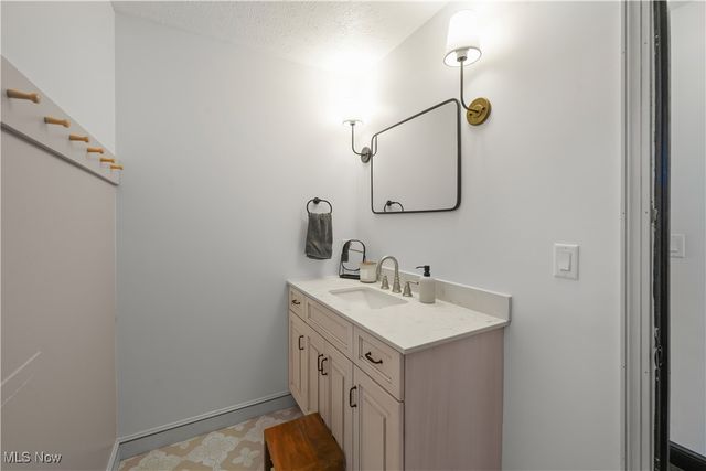 9616 Knowlton Road, Garrettsville, OH 44231